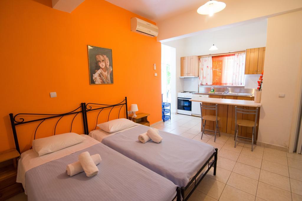 Rooms Nancy Agios Andreas  部屋 写真