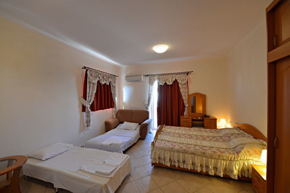 Rooms Nancy Agios Andreas  エクステリア 写真